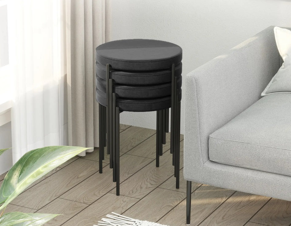 4er Set Stapelhocker Schwarz Samt – Platzsparende Hocker für Küche & Accent