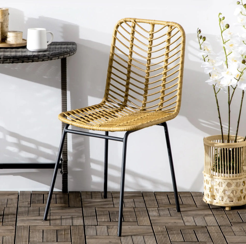 2er Set Esszimmerstühle Boho-Stil – PE-Rattan Natur mit Gelben Stahlbeinen